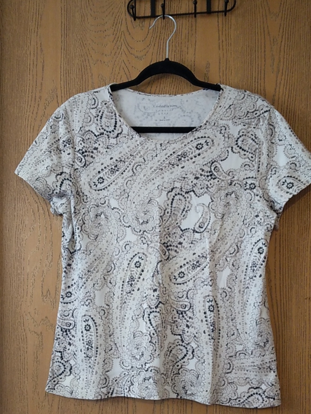 croft & barrow Cream Brown Paisley Short Sleeve Tee 100% Cotton